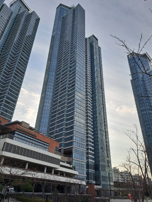부산광역시 해운대구 좌동순환로433번길 30, 티-102동 53층5305호 (중동,해운대힐스테이트위브)