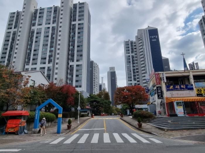대전광역시 서구 관저동 1148 구봉마을8-1단지 804동 1층104호 사진 2
