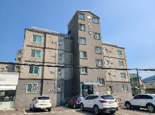 경상남도 거제시 수월동 135-3 극동럭스빌 4층402호 사진 1